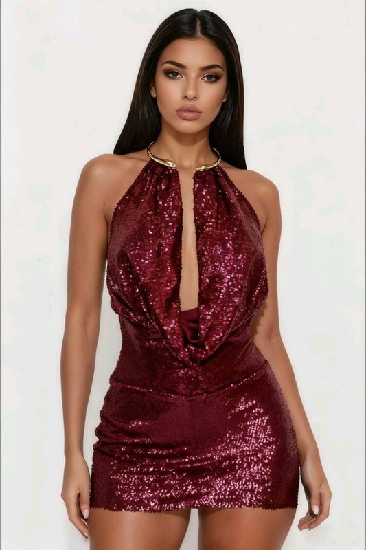 Vestido Vegas Halter de lentejuelas con aros dorados