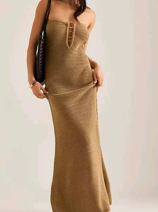 Vestido Diosa Solar Maxi Strapless de Punto con Abertura