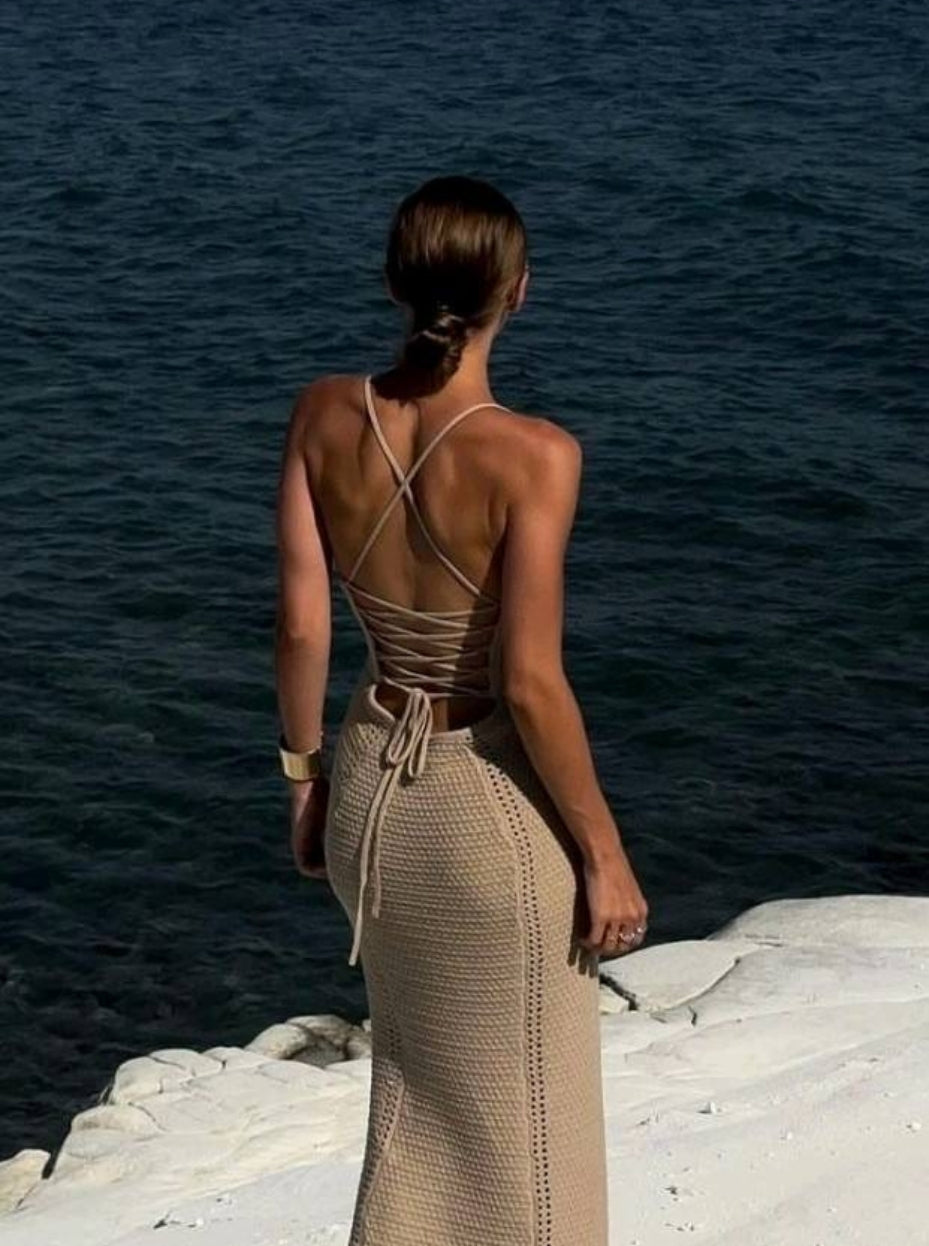 Vestido Silueta Misteriosa Maxi Tejido con Tirantes Finos